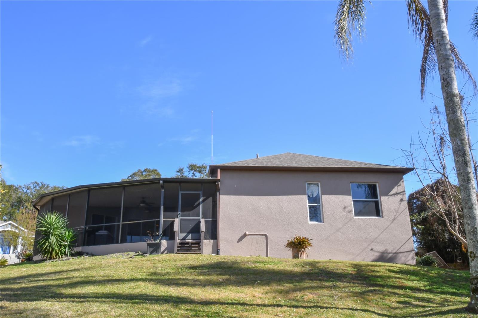 LAKE OLYMPIA CLUB - Residential