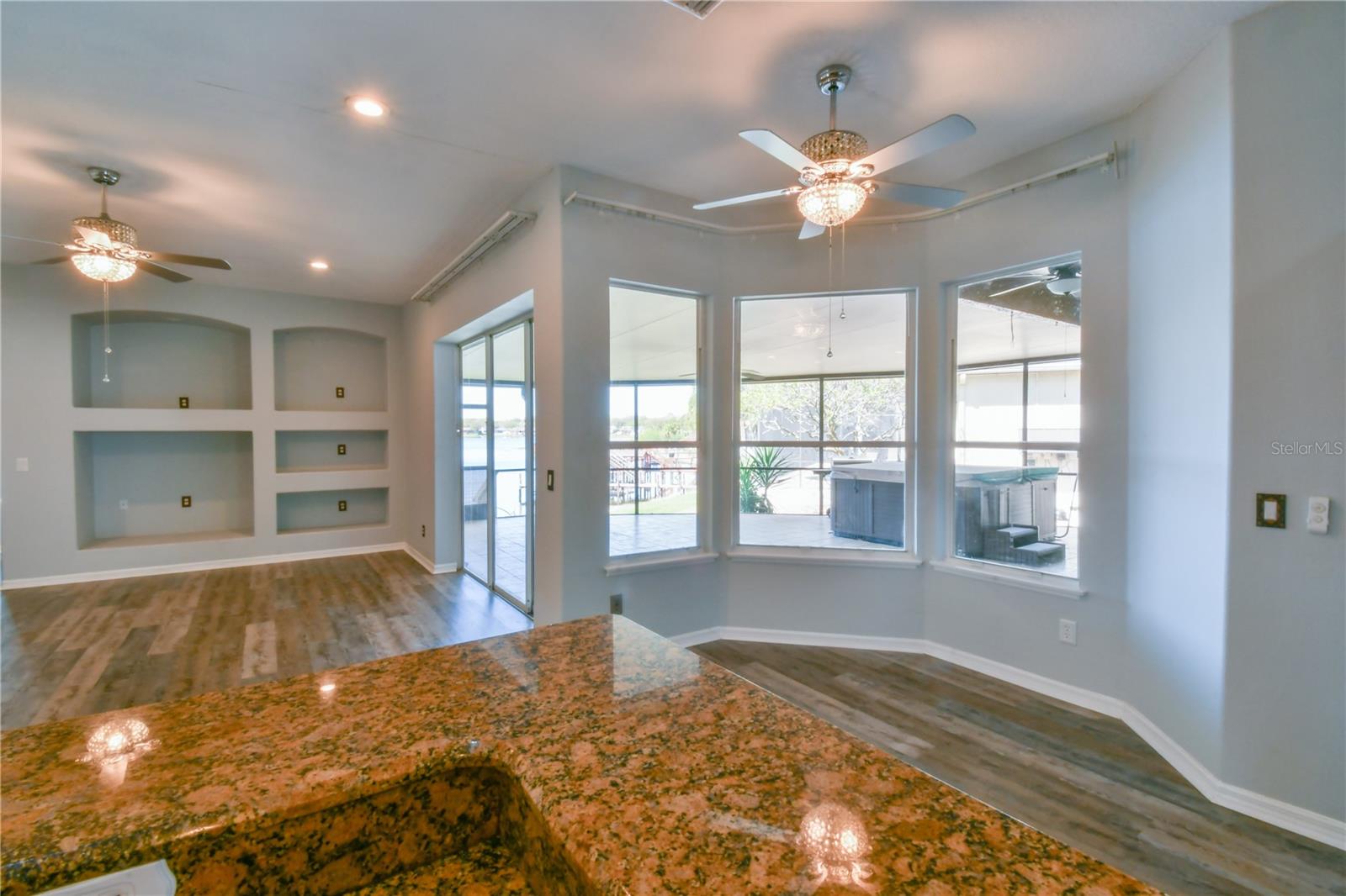 LAKE OLYMPIA CLUB - Residential