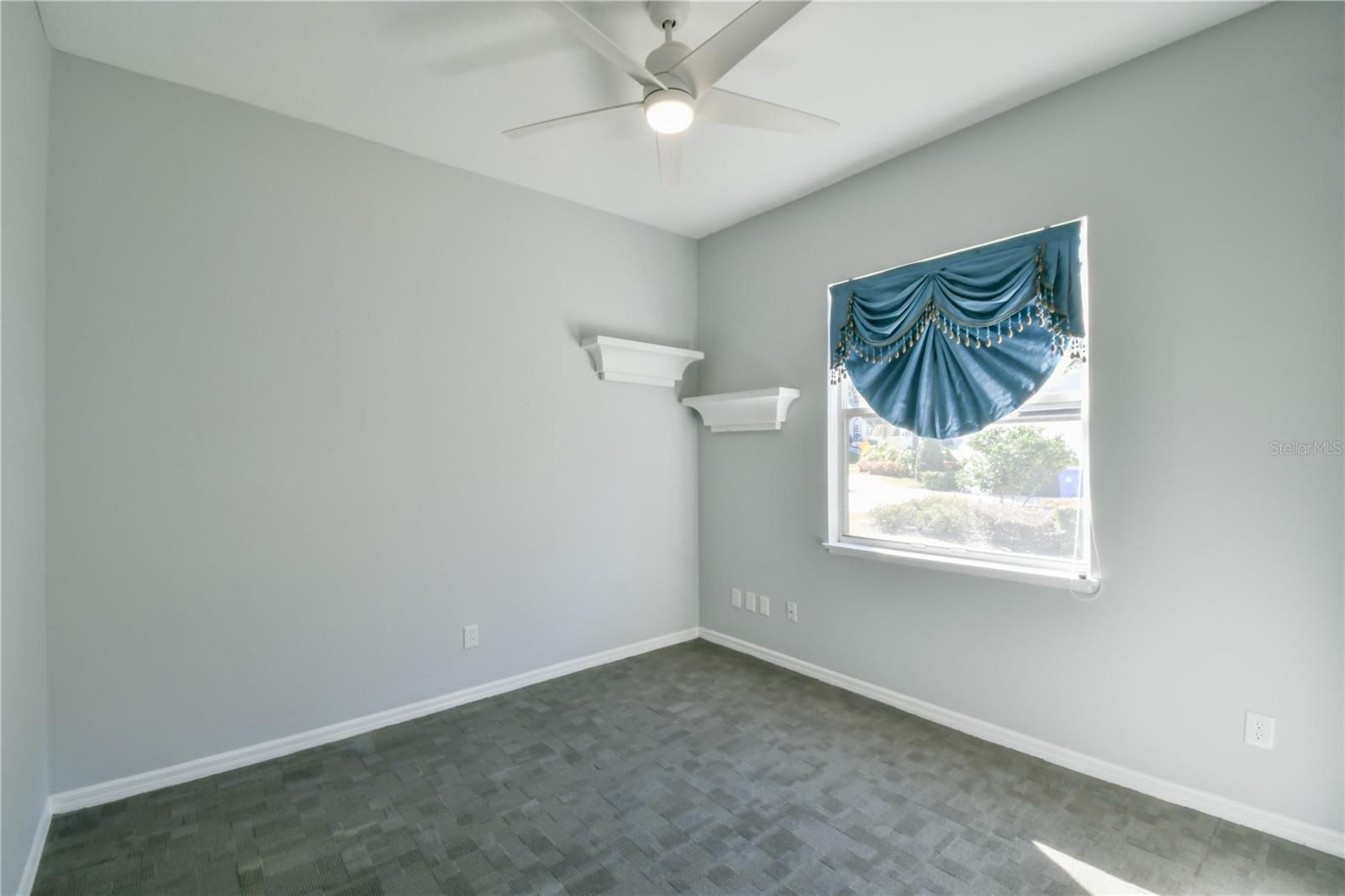 LAKE OLYMPIA CLUB - Residential