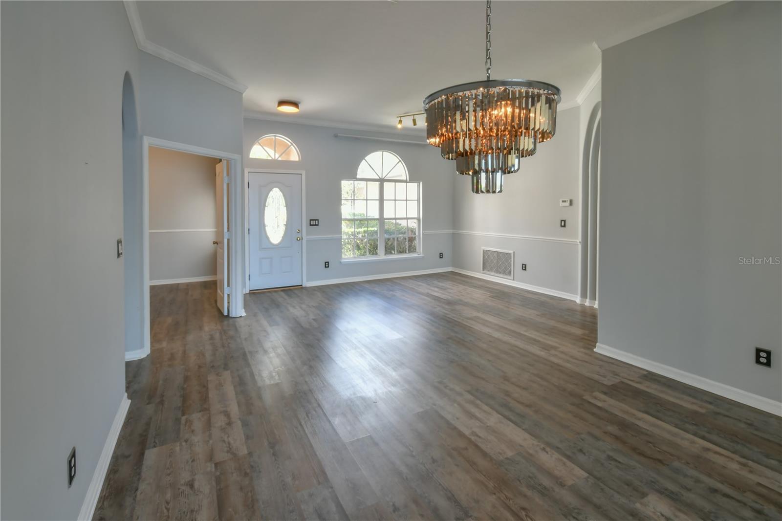 LAKE OLYMPIA CLUB - Residential