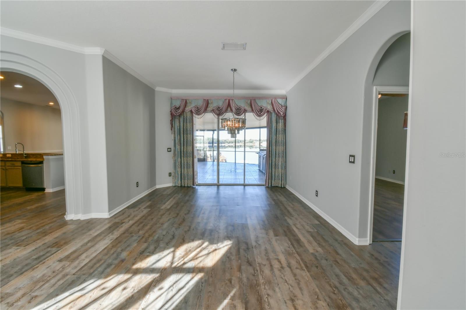 LAKE OLYMPIA CLUB - Residential