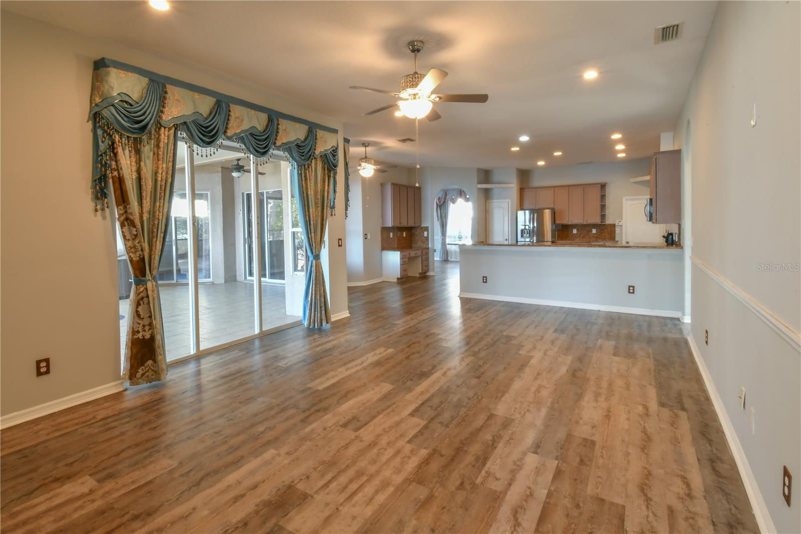 LAKE OLYMPIA CLUB - Residential