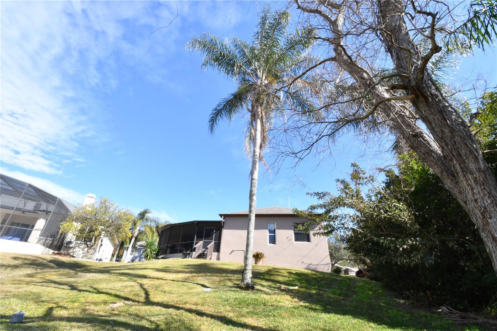 LAKE OLYMPIA CLUB - Residential