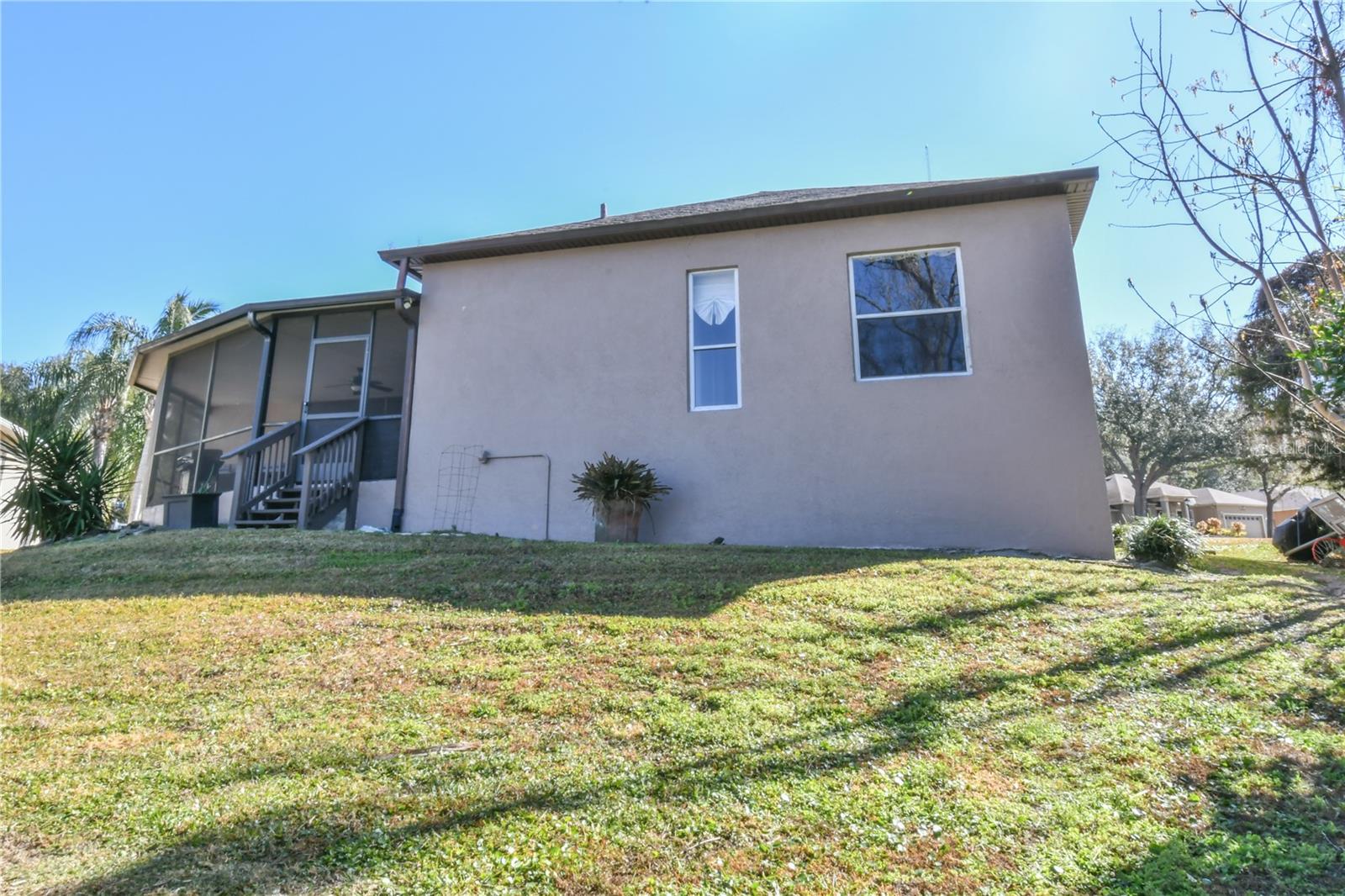 LAKE OLYMPIA CLUB - Residential