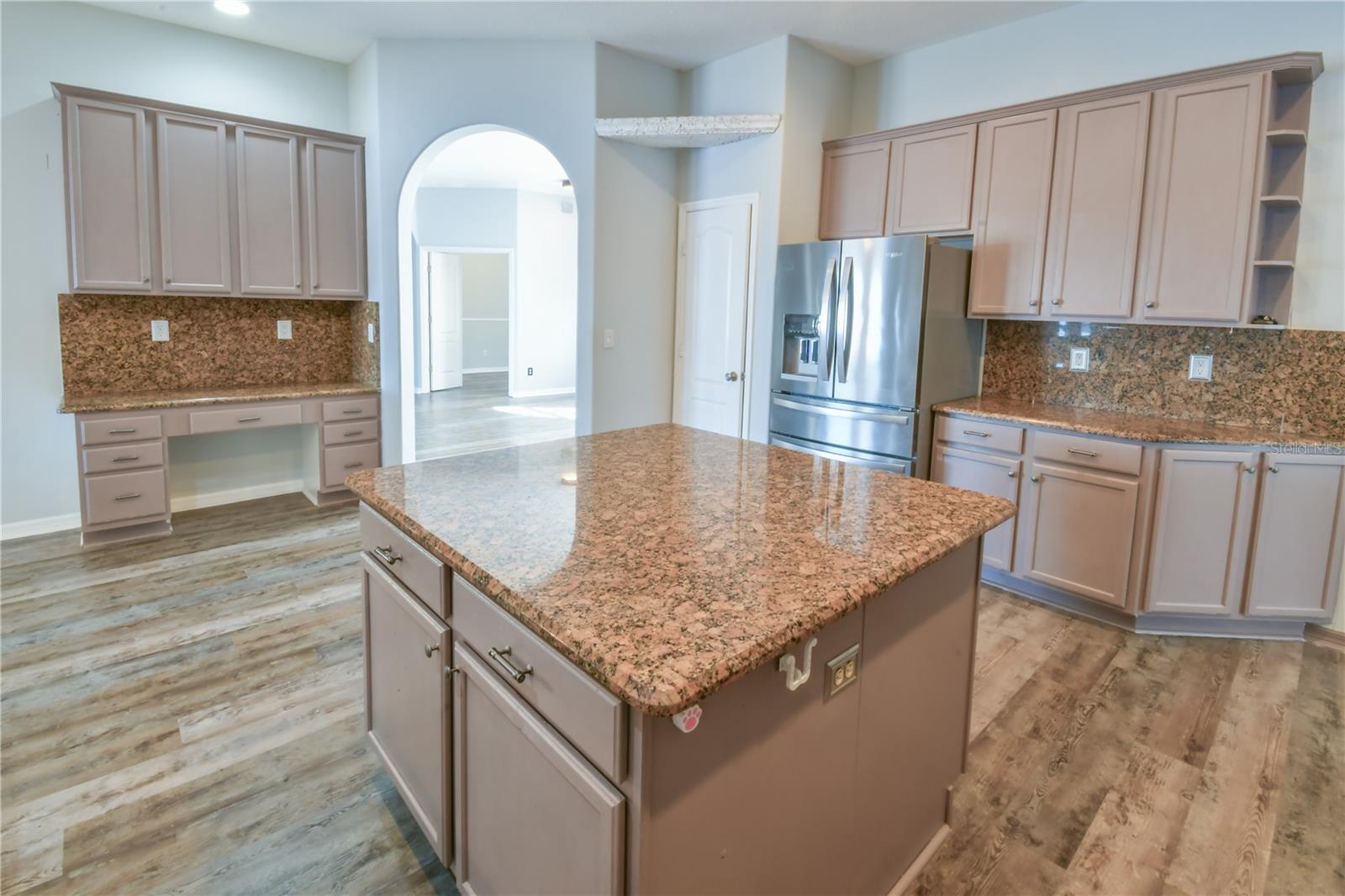 LAKE OLYMPIA CLUB - Residential