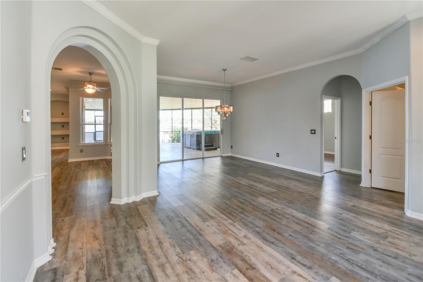 LAKE OLYMPIA CLUB - Residential