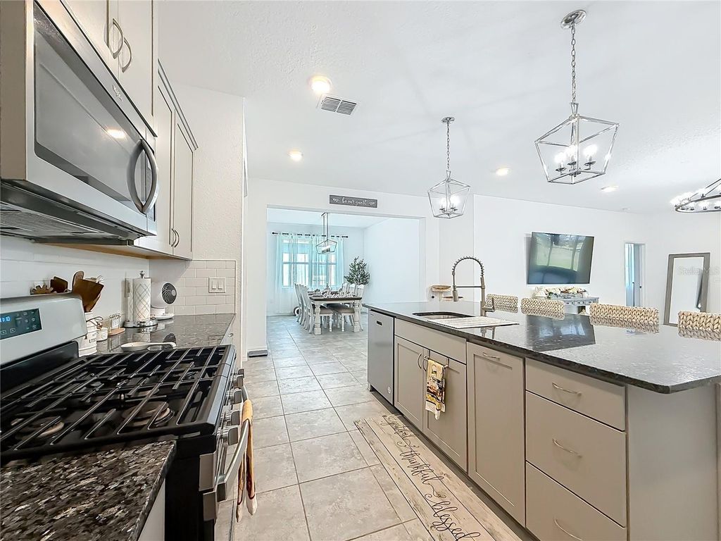 Photo of 7429 SW 61st Street, Ocala, FL 34474 (MLS # OM721520)