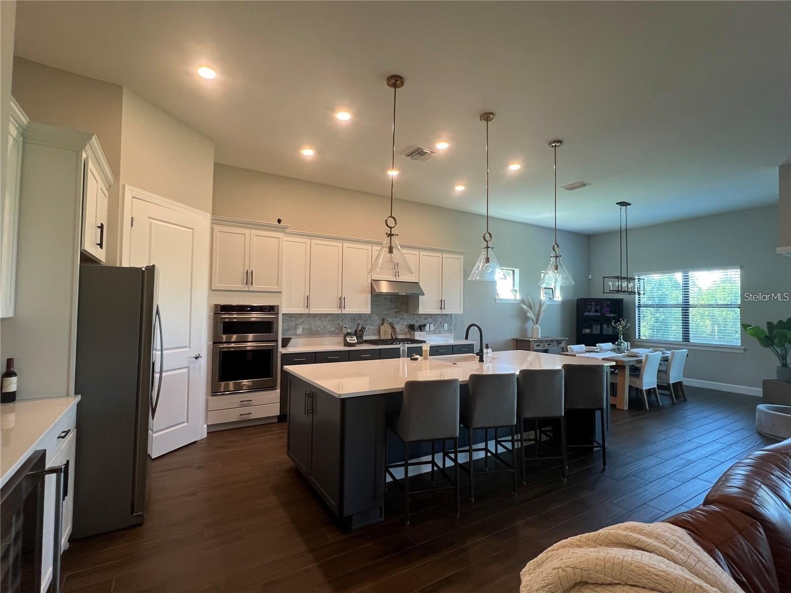 817 SEASCAPE PLACE