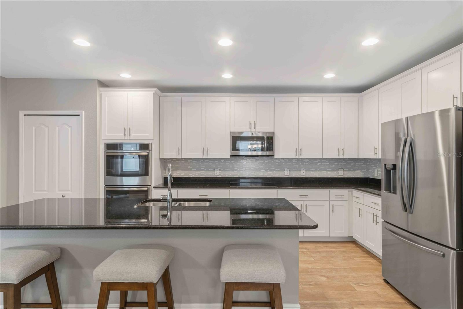 VILLA MILANO PH 3 - Residential