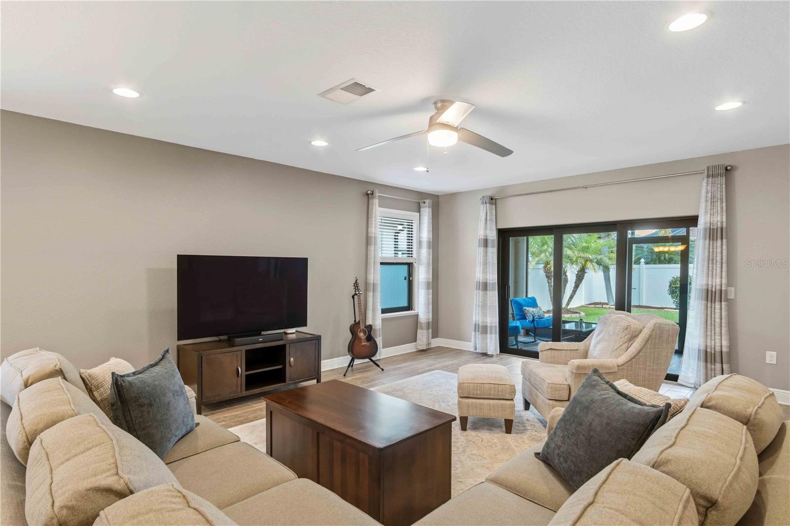 VILLA MILANO PH 3 - Residential