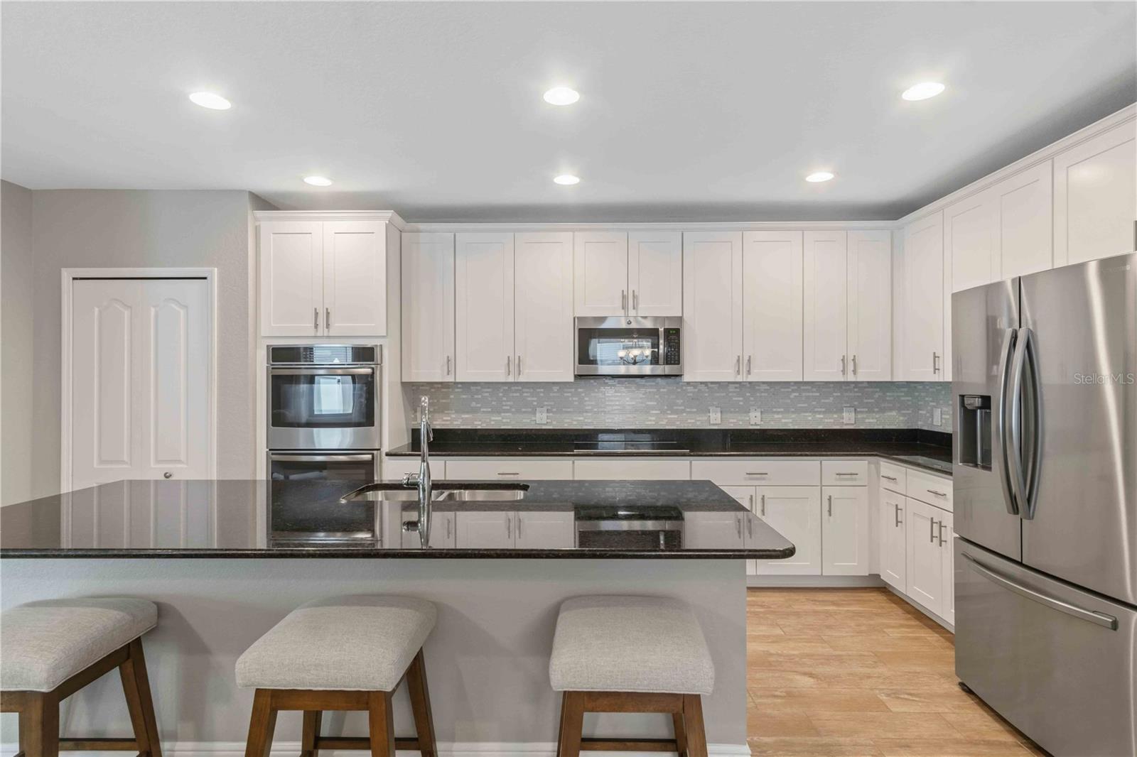 VILLA MILANO PH 3 - Residential