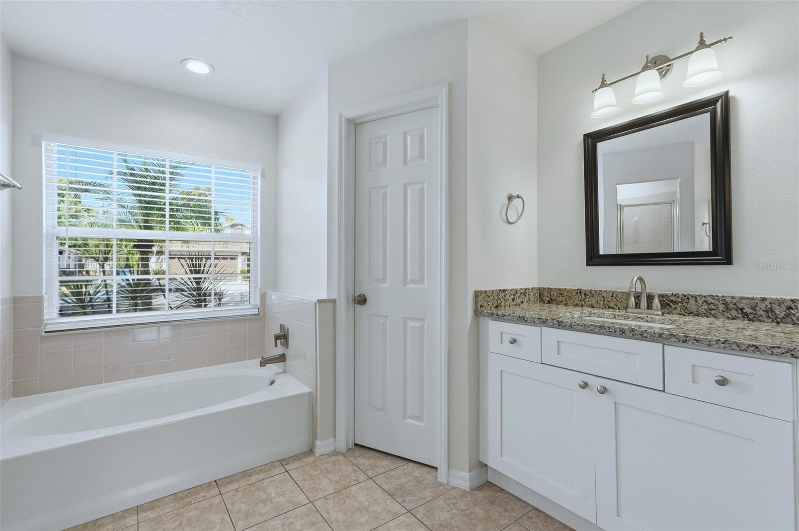 BRIARWOOD - Residential