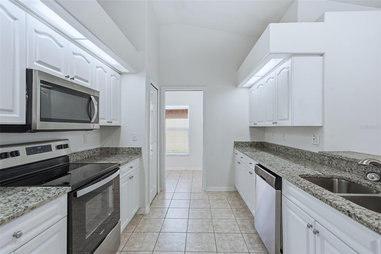 BRIARWOOD - Residential