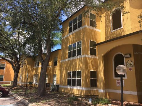 Photo of 4512 Commander Drive #1725, Orlando, FL 32822 (MLS # O6346464) Photo of 4512 Commander Drive #1725, Orlando, FL 32822 (MLS # O6346464)