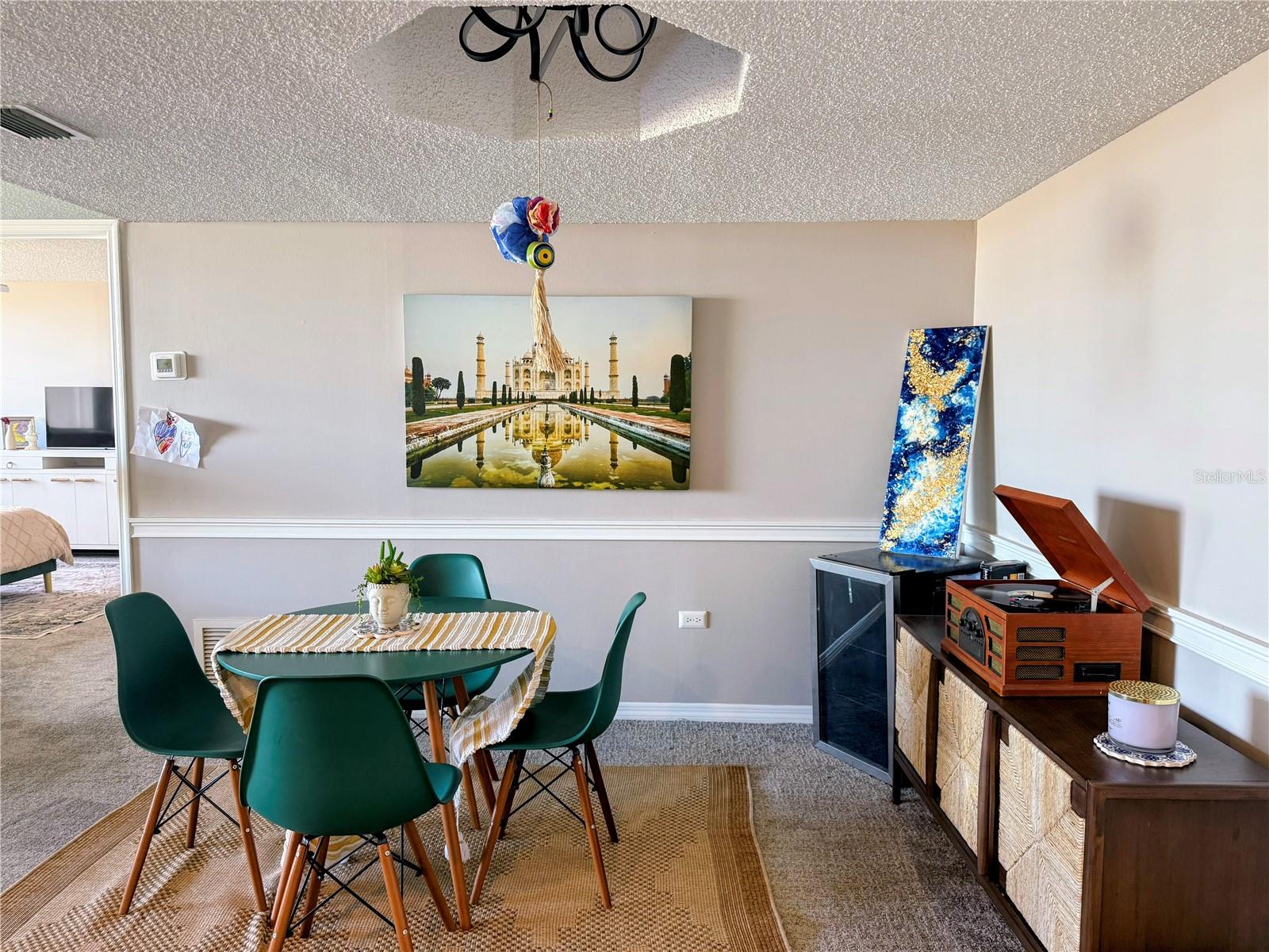 TREASURE ISLAND TENNIS & YACHT CLUB - Residential Lease