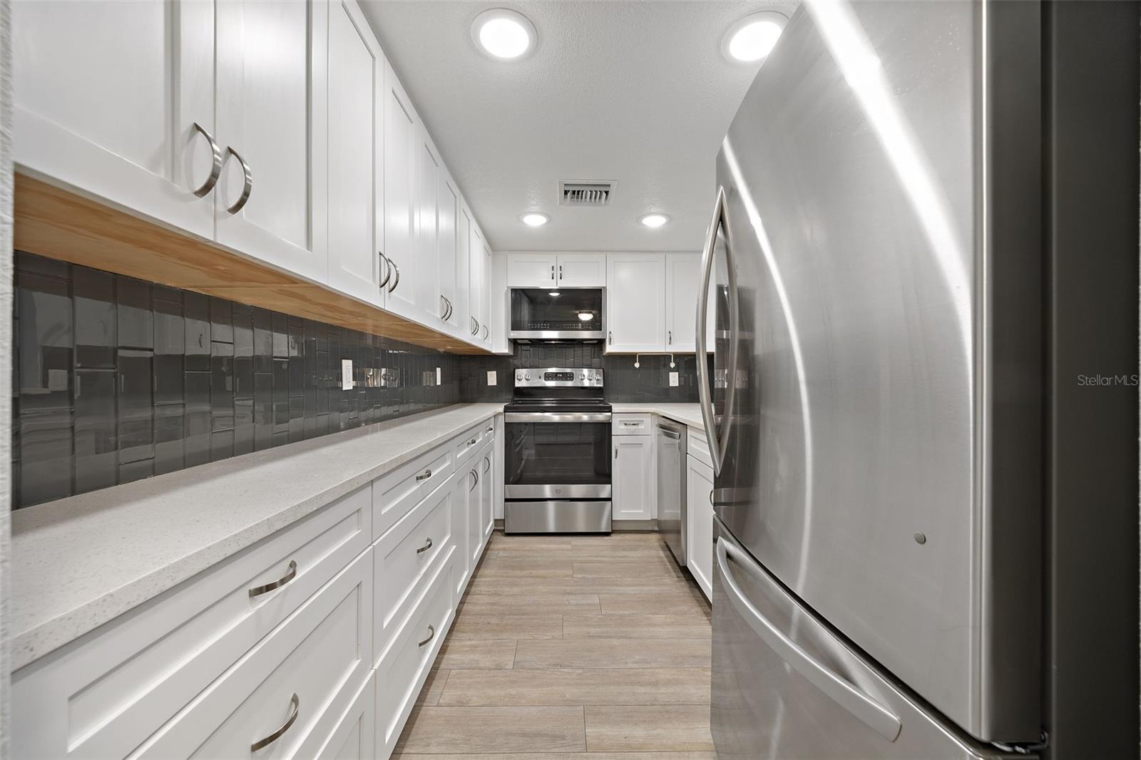 THE PINNACLE APTS A CONDO - Residential