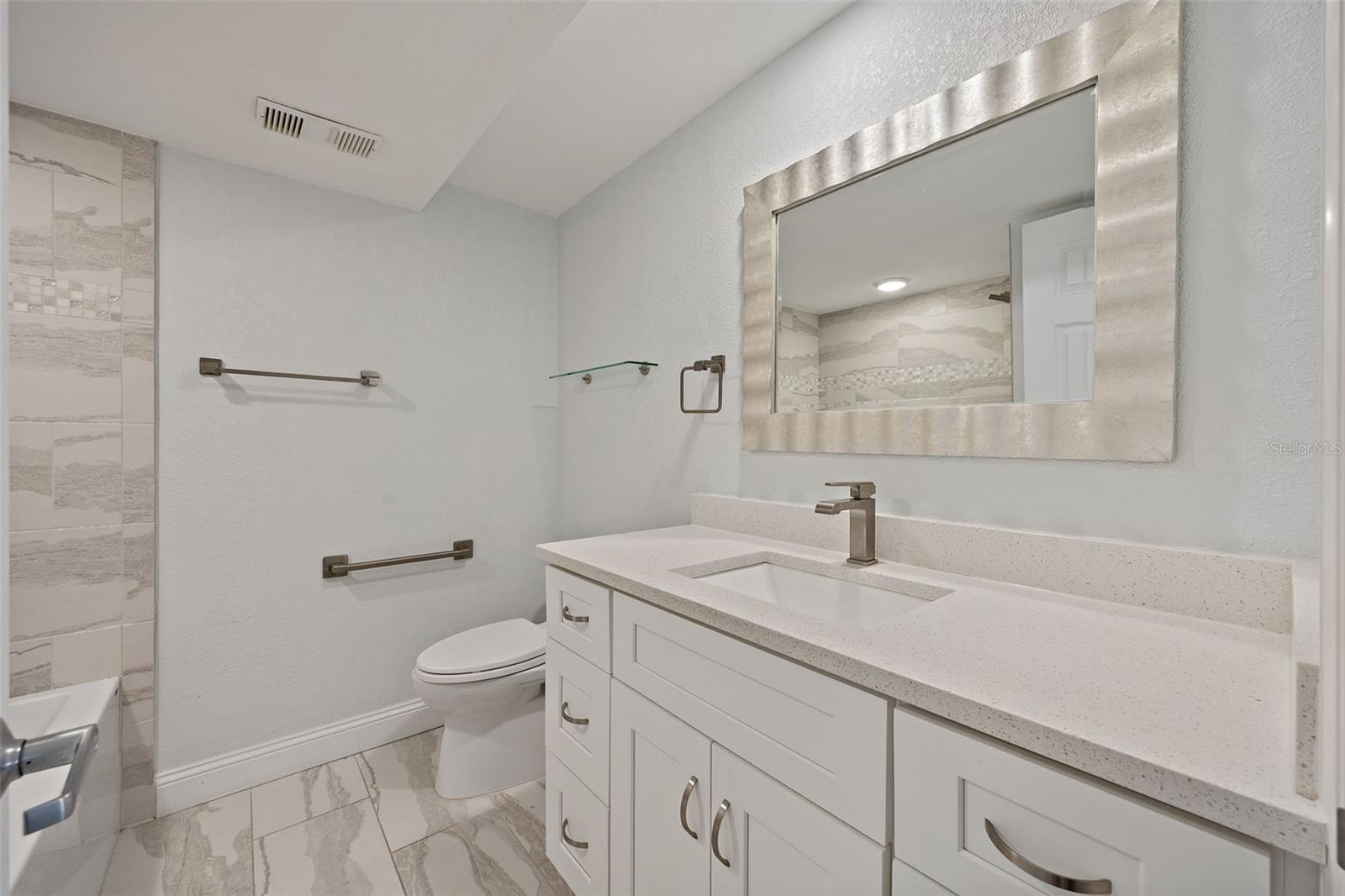 THE PINNACLE APTS A CONDO - Residential