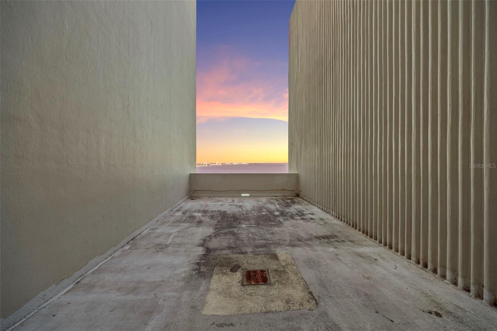 THE PINNACLE APTS A CONDO - Residential