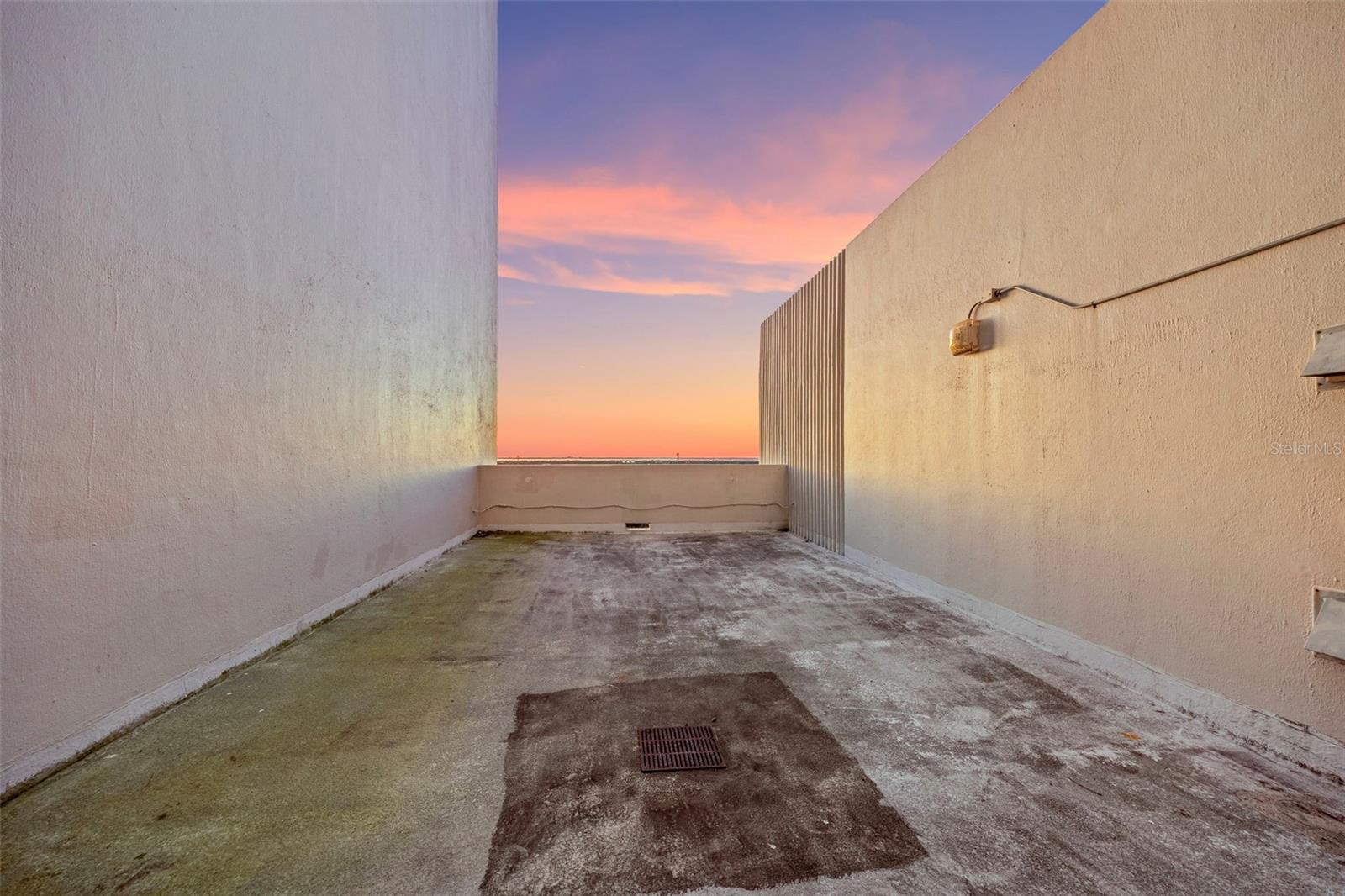 THE PINNACLE APTS A CONDO - Residential