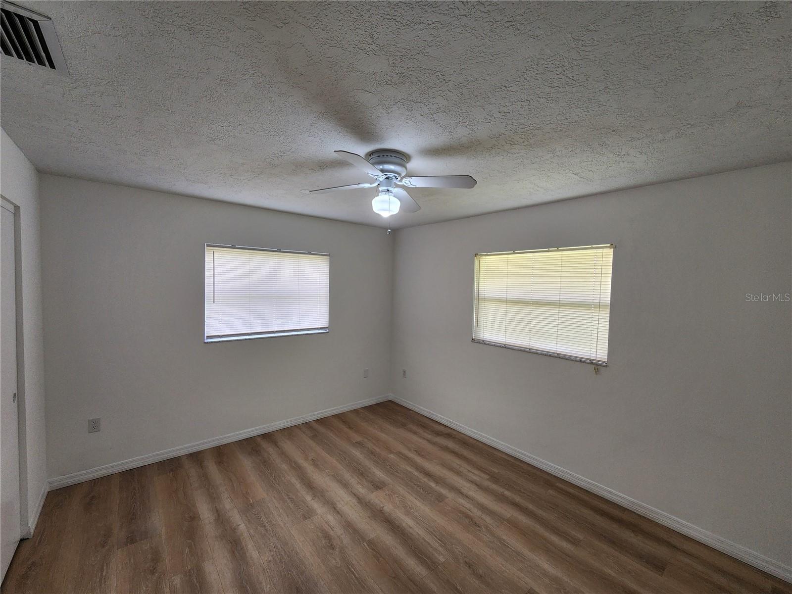 CENTER GATE WOODS - Residential