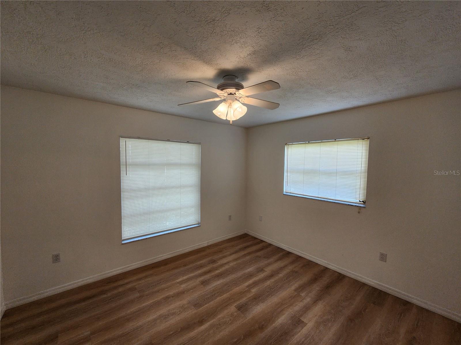 CENTER GATE WOODS - Residential