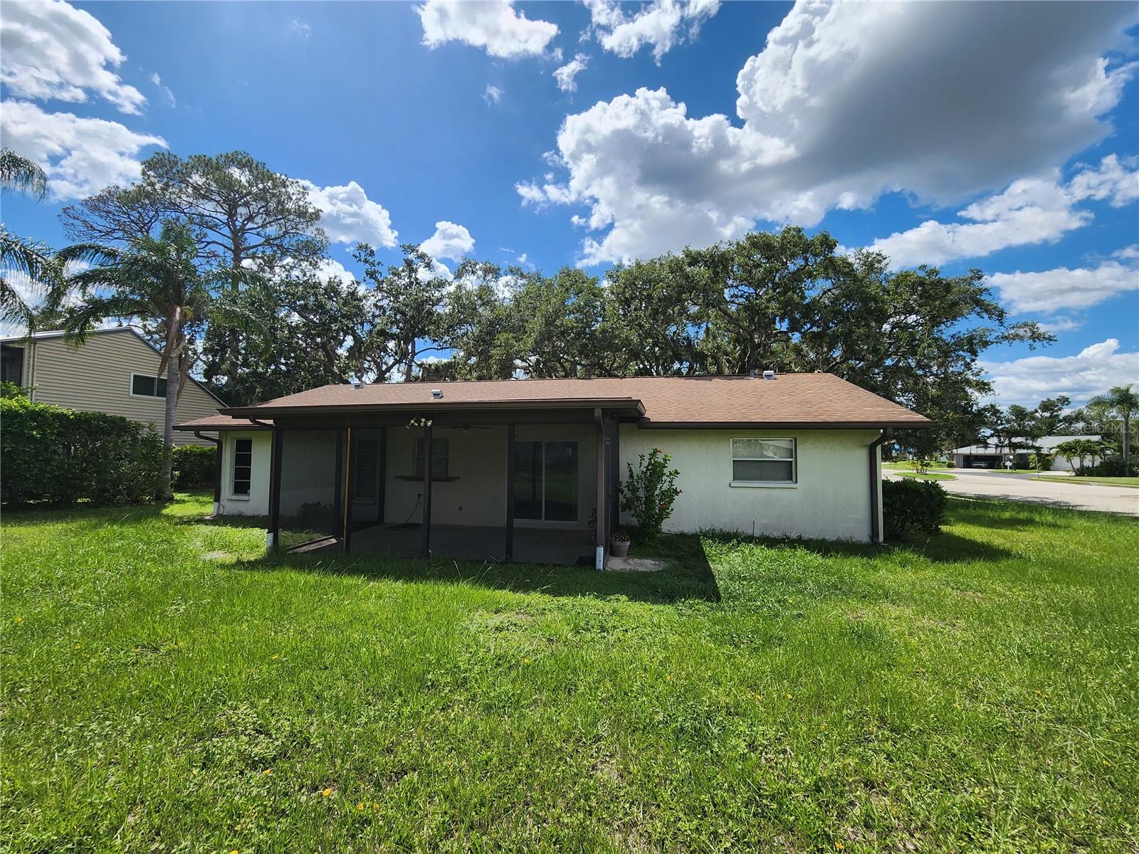 CENTER GATE WOODS - Residential