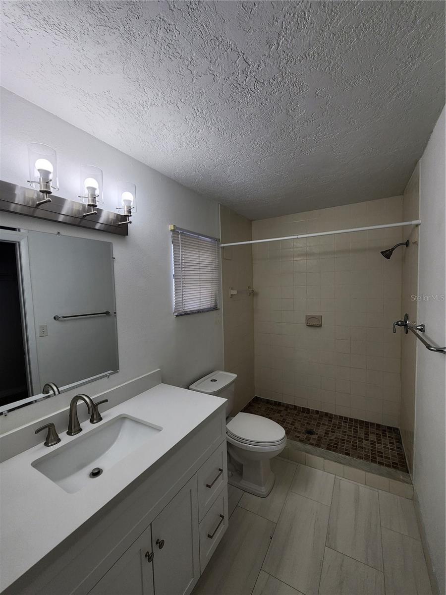 CENTER GATE WOODS - Residential