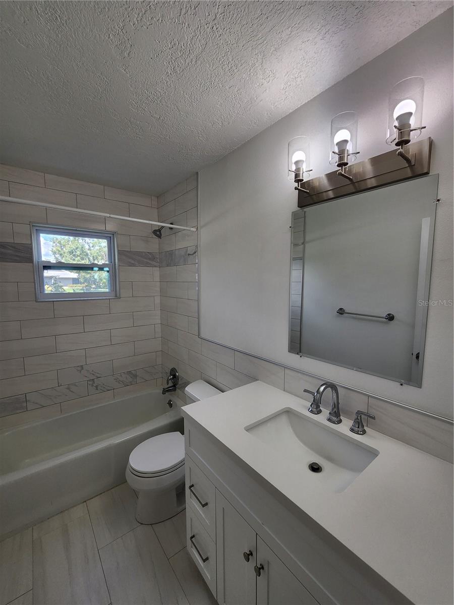 CENTER GATE WOODS - Residential