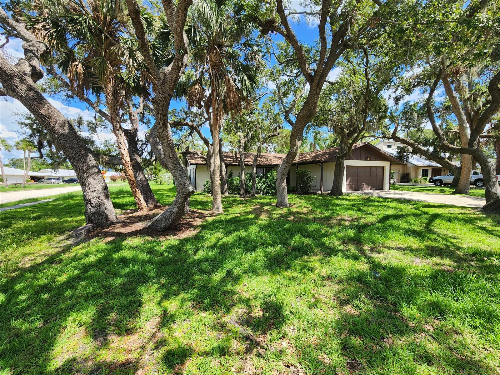 5629 BOULDER BOULEVARD
