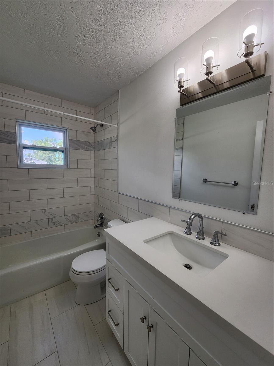 CENTER GATE WOODS - Residential