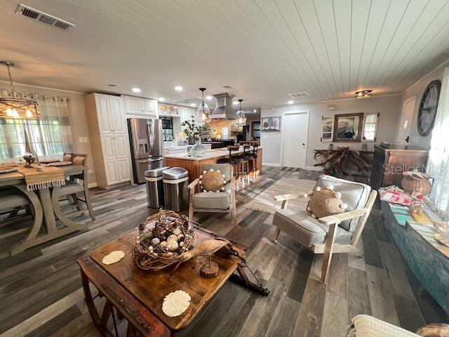 PICCIOLA HIGHLAND ESTATES - Residential