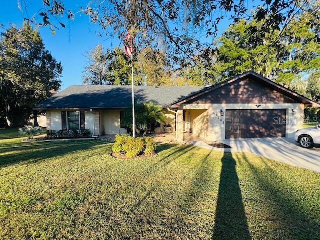 Photo of 5141 Magnolia Ridge Road, Fruitland Park, FL 34731 (MLS # O6378604)