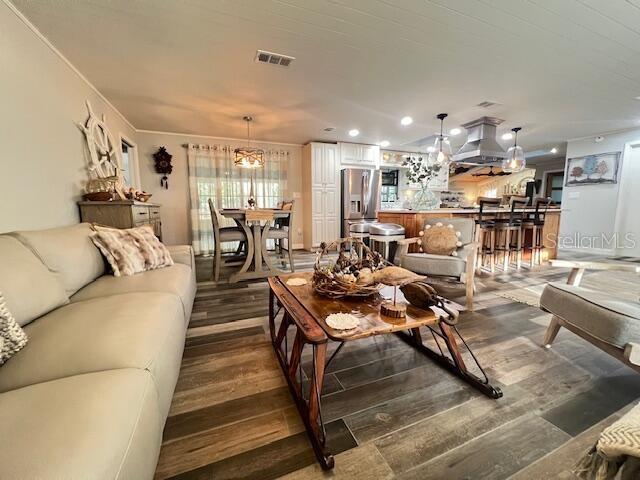 PICCIOLA HIGHLAND ESTATES - Residential