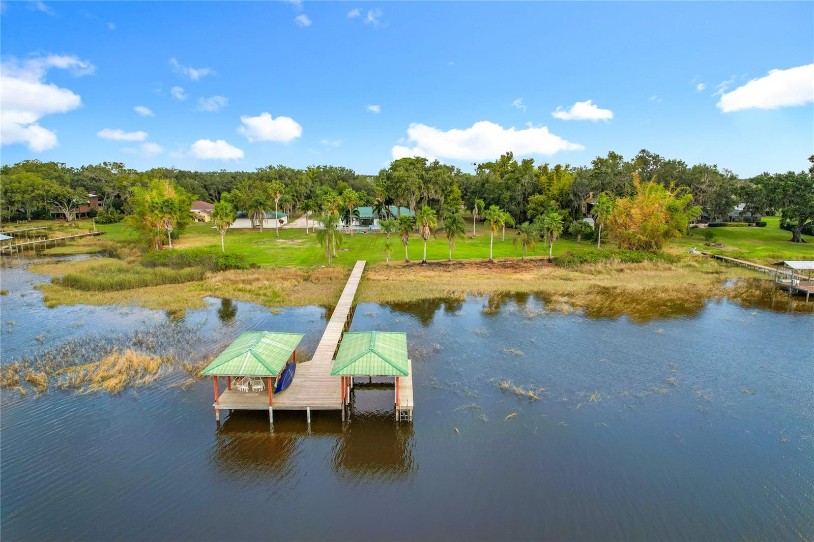 HALL ESTATE - Residential