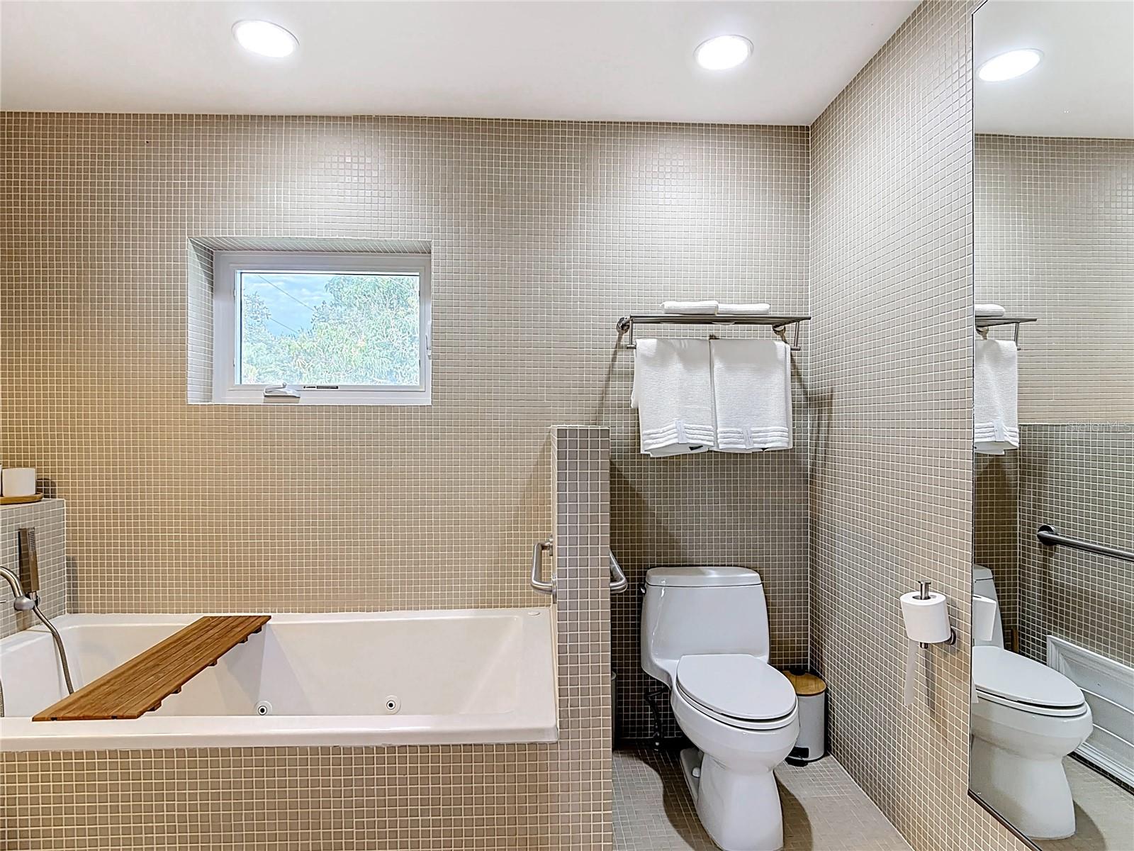 HALL ESTATE - Residential