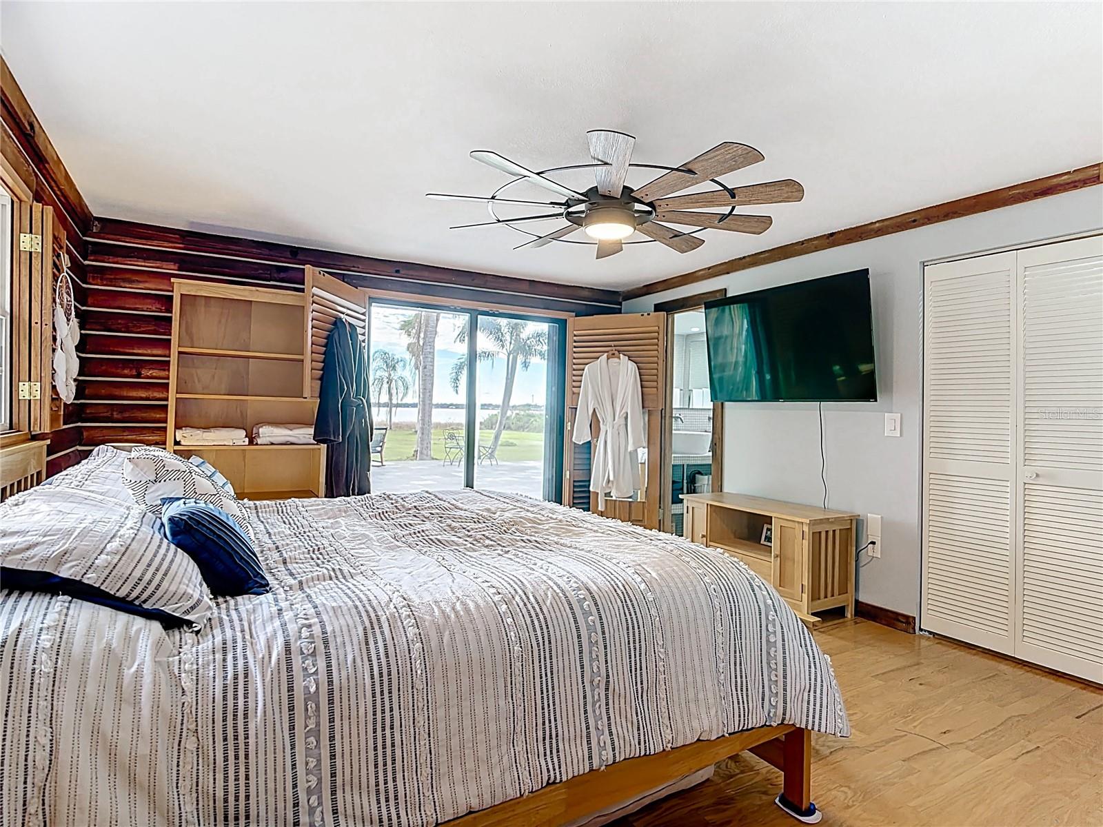 HALL ESTATE - Residential