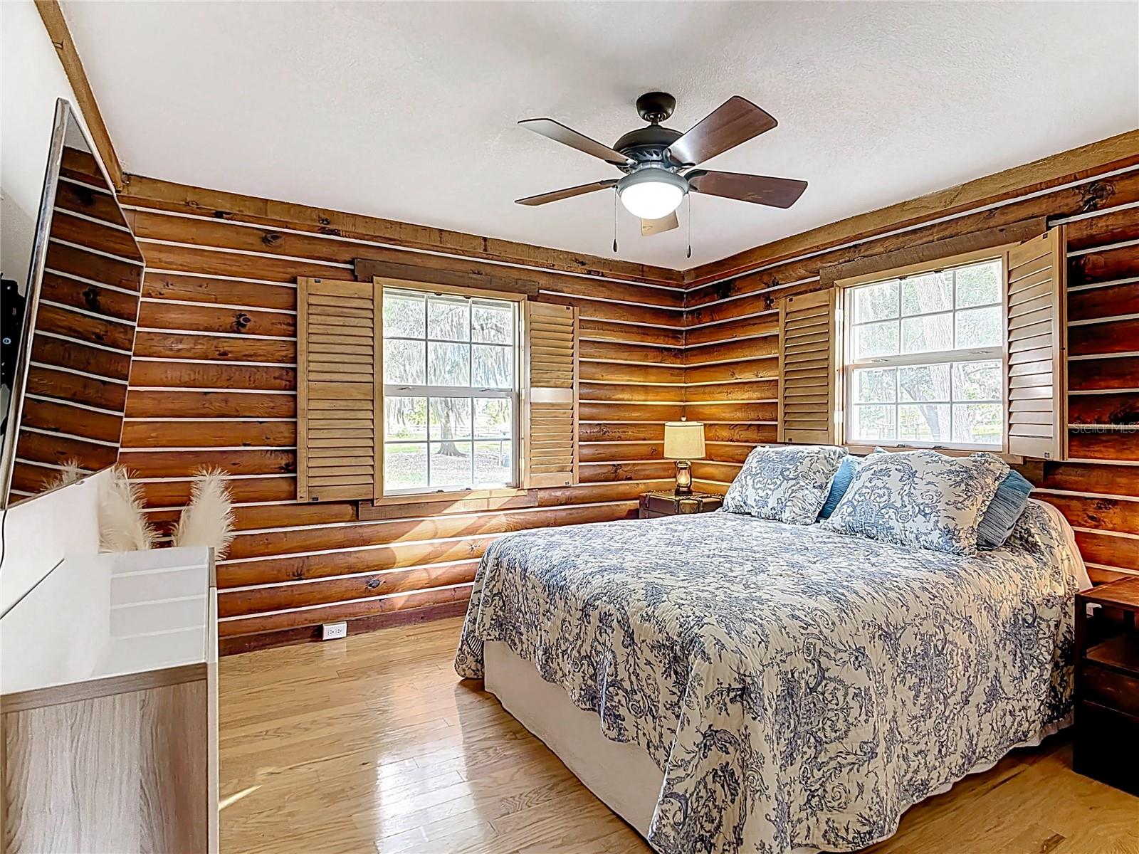 HALL ESTATE - Residential