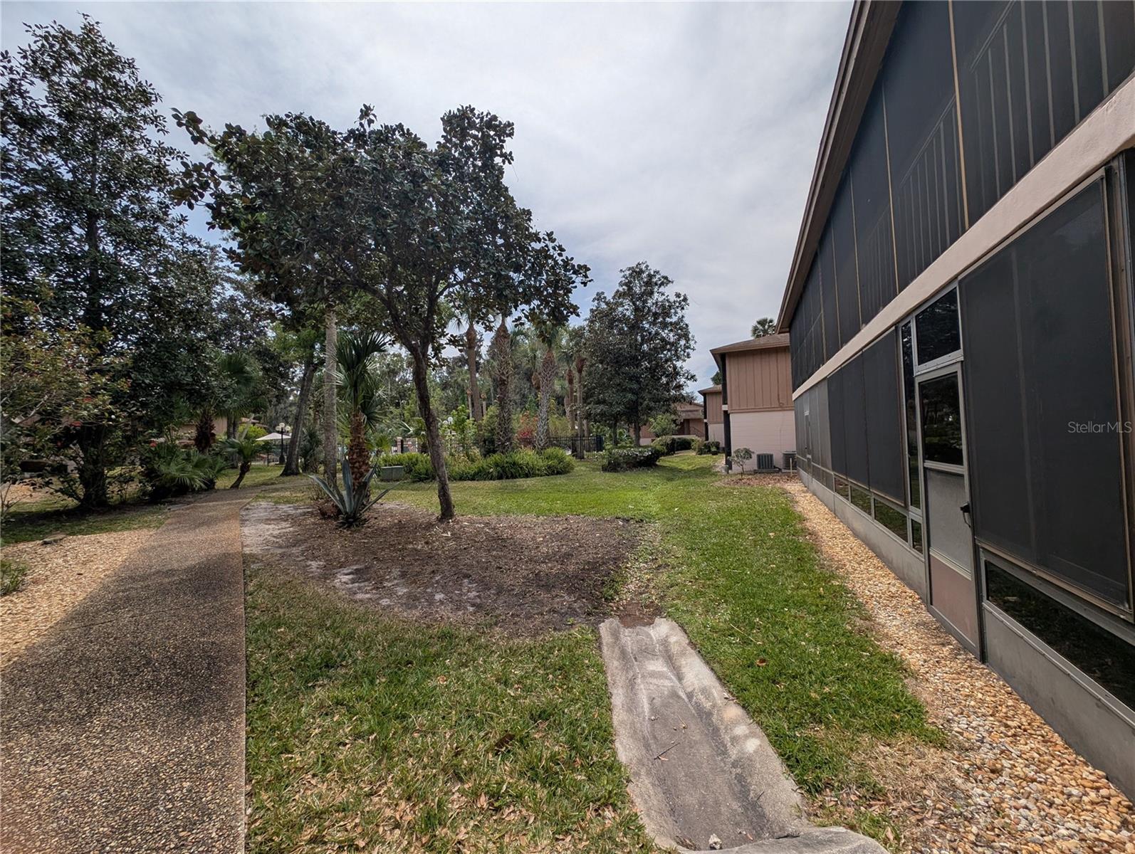 EDGEWATER CONDO APTS - Residential