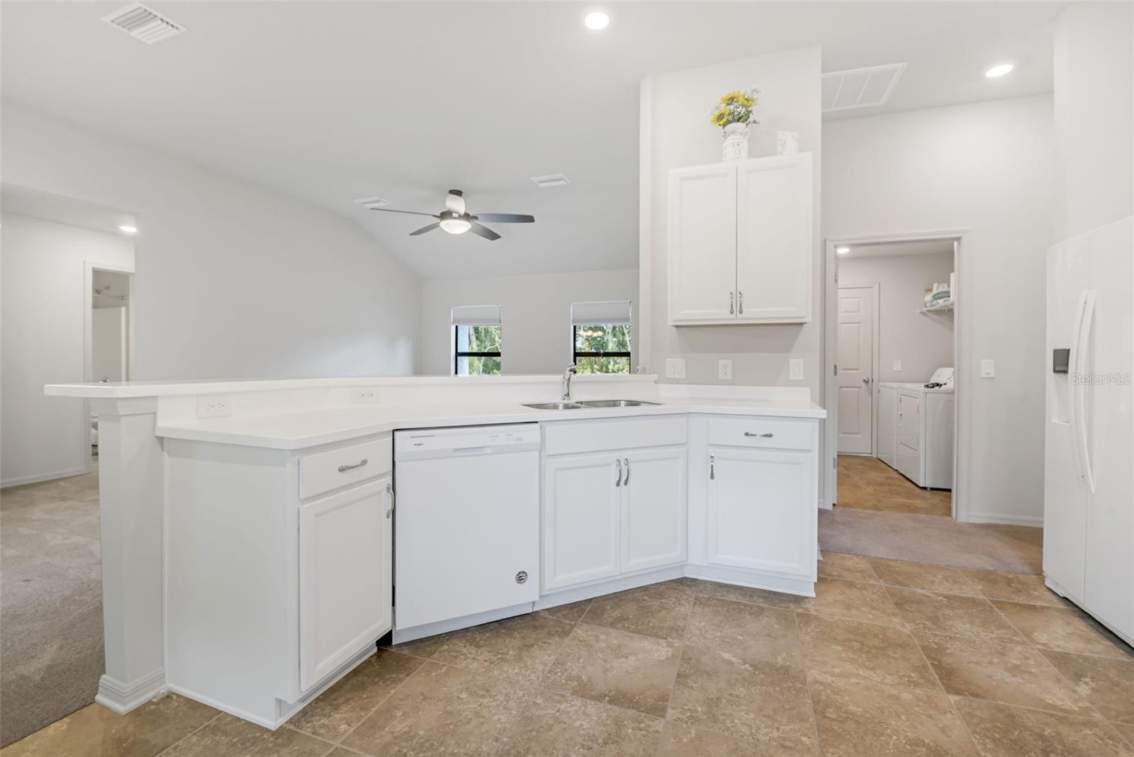 CANTERBURY LAKE ESTATES - Residential Lease