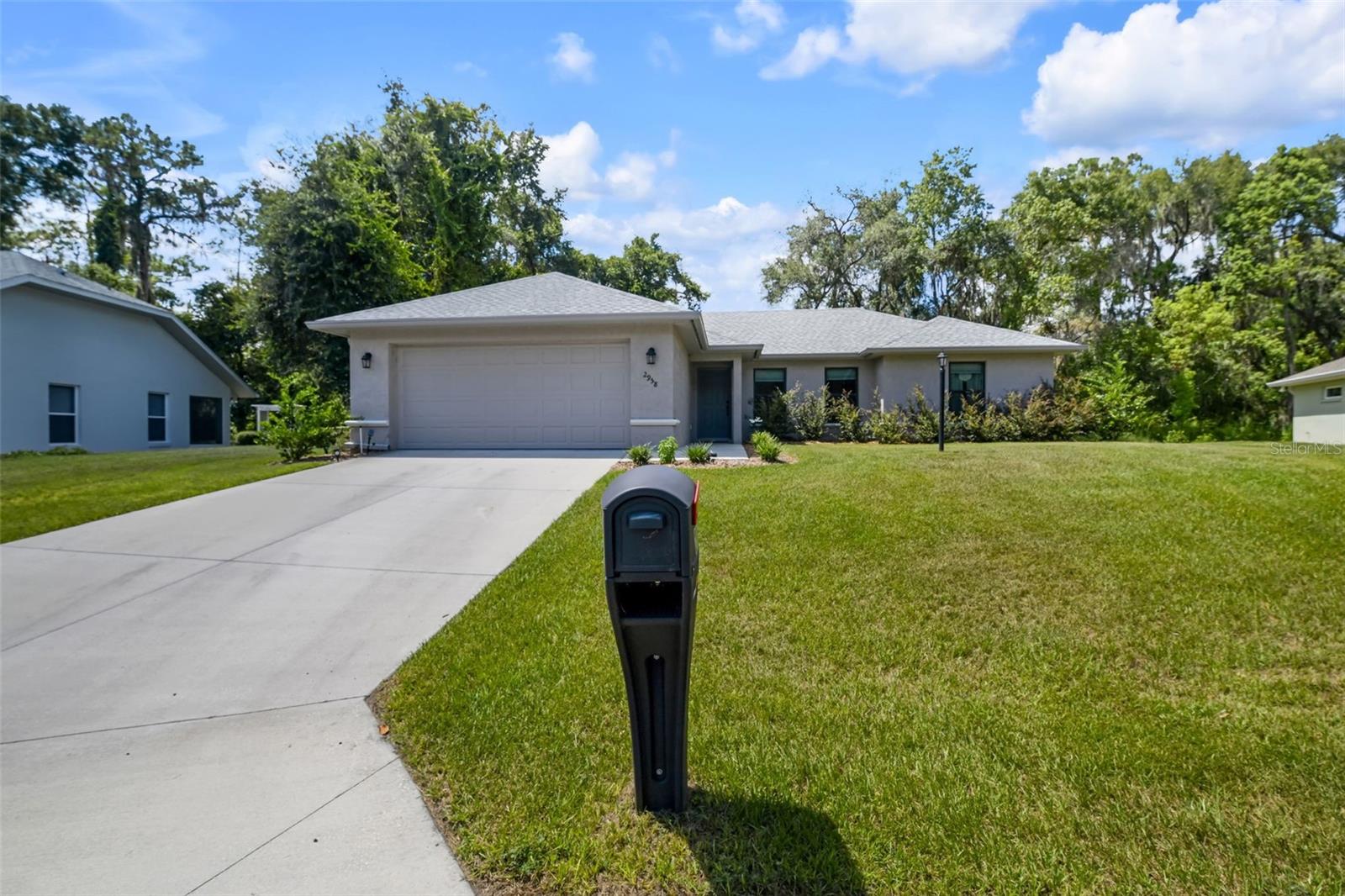 CANTERBURY LAKE ESTATES - Residential Lease