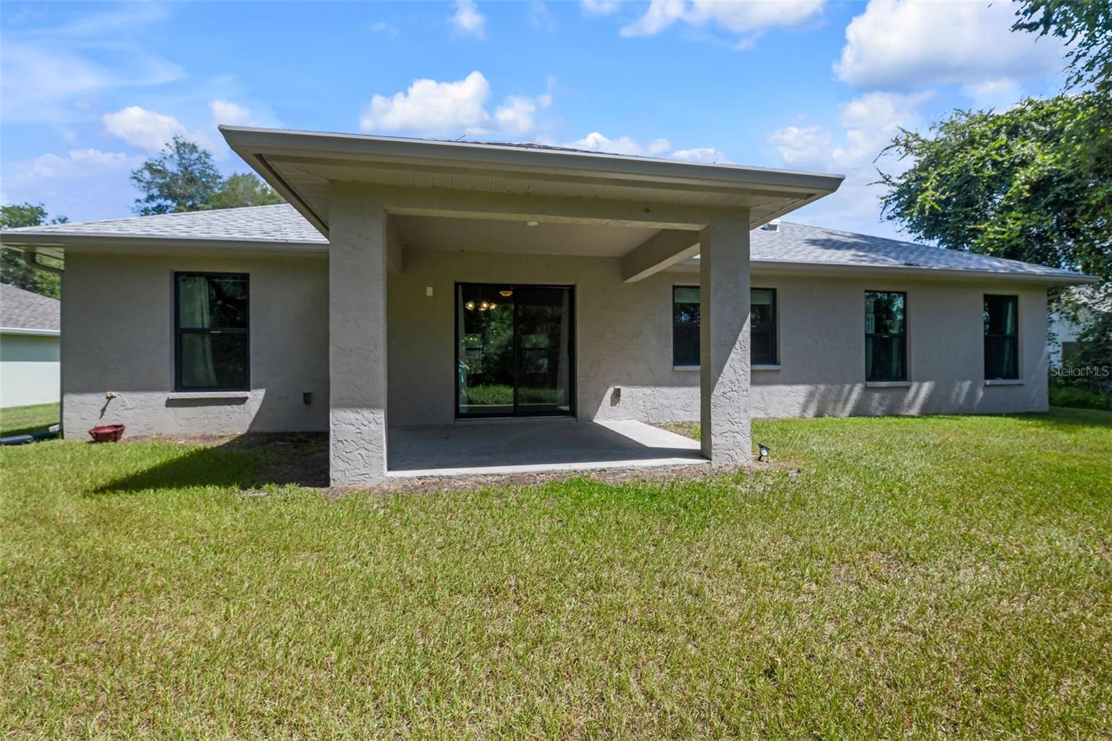 CANTERBURY LAKE ESTATES - Residential Lease