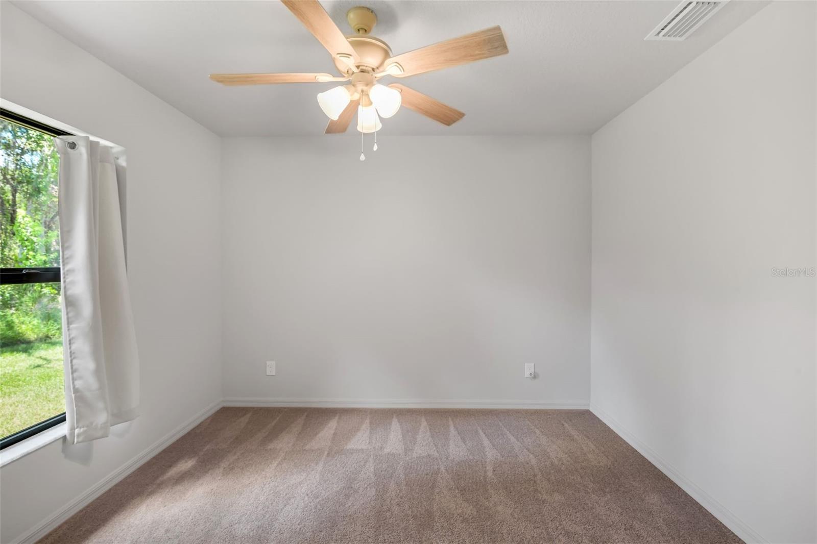 CANTERBURY LAKE ESTATES - Residential Lease