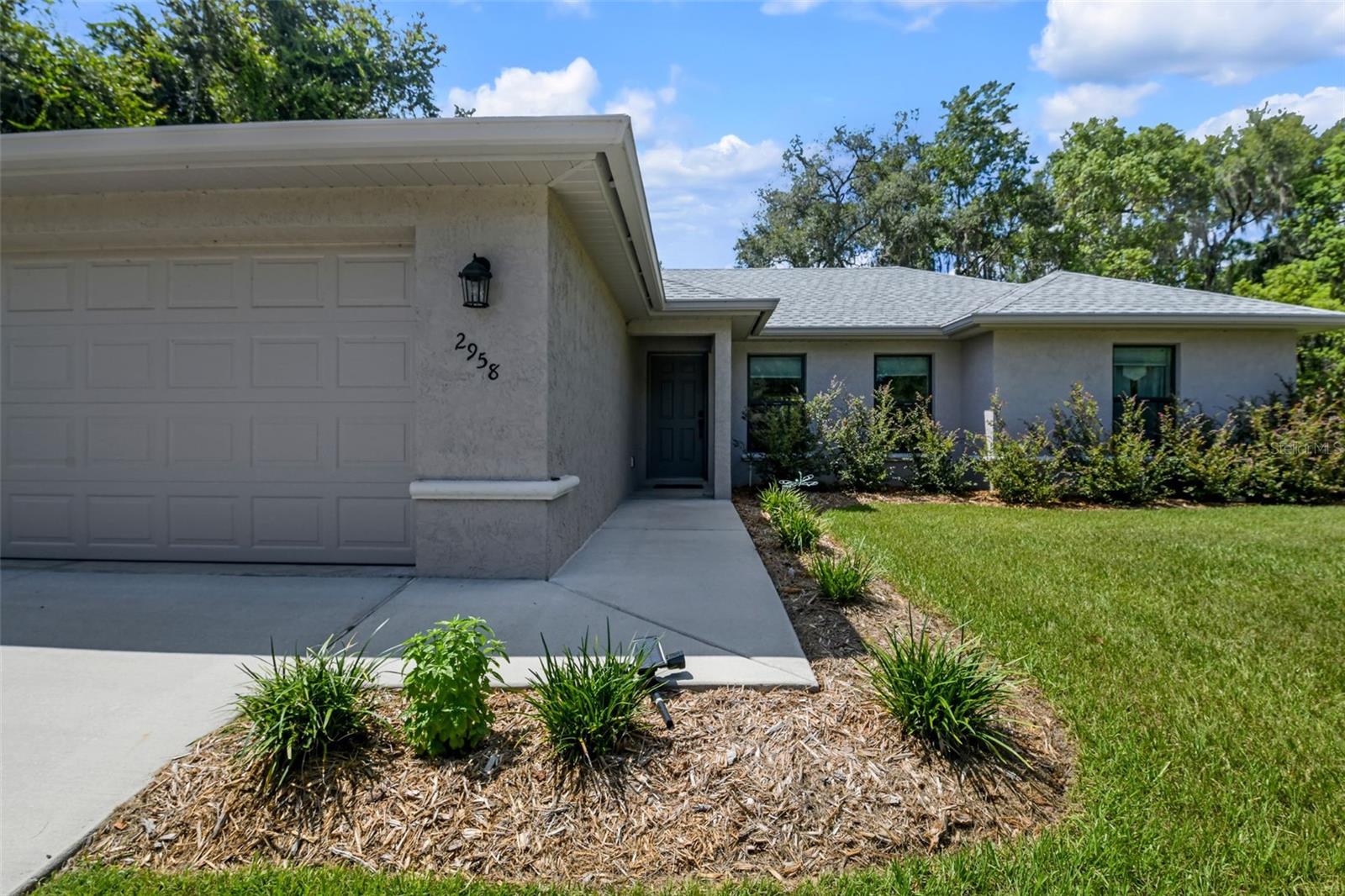 CANTERBURY LAKE ESTATES - Residential Lease