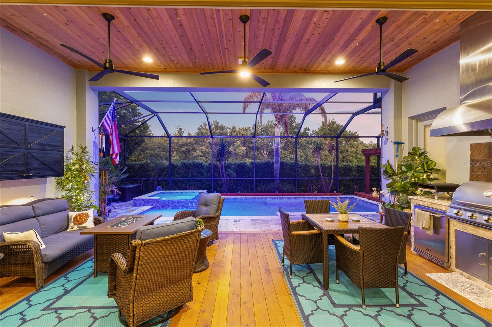 EAGLE CREEK - Residential