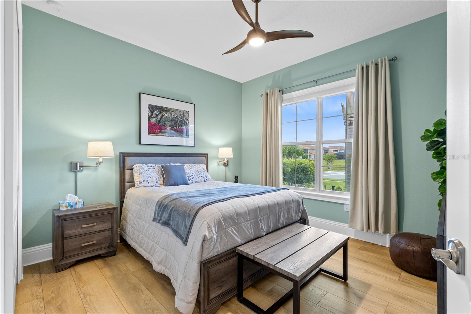 EAGLE CREEK - Residential