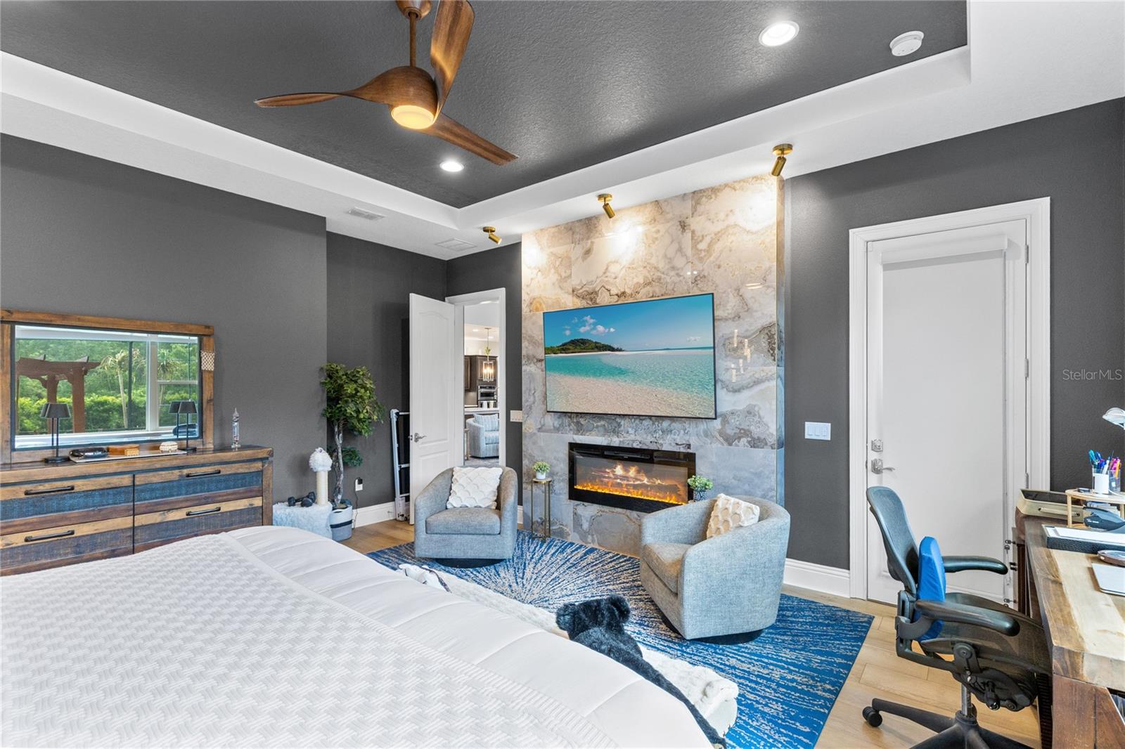 EAGLE CREEK - Residential