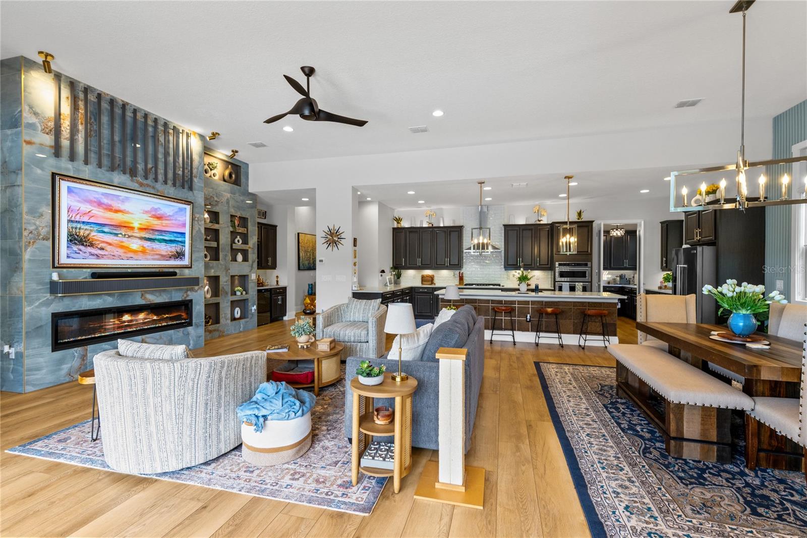 EAGLE CREEK - Residential
