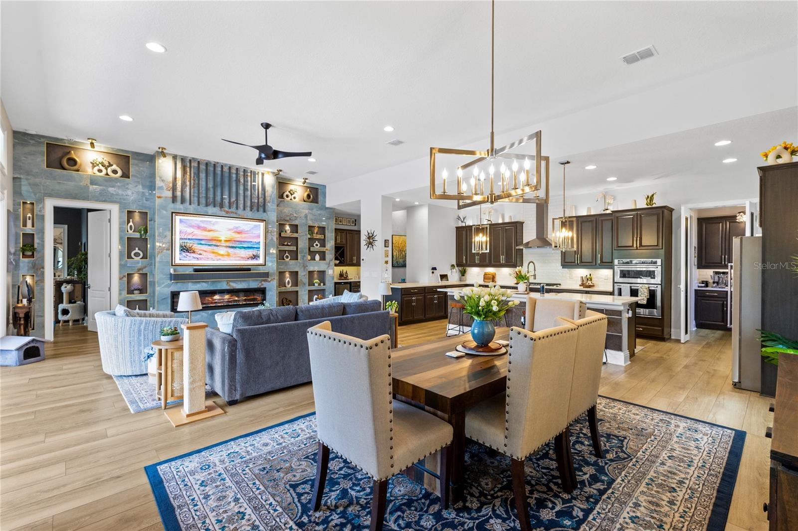 EAGLE CREEK - Residential