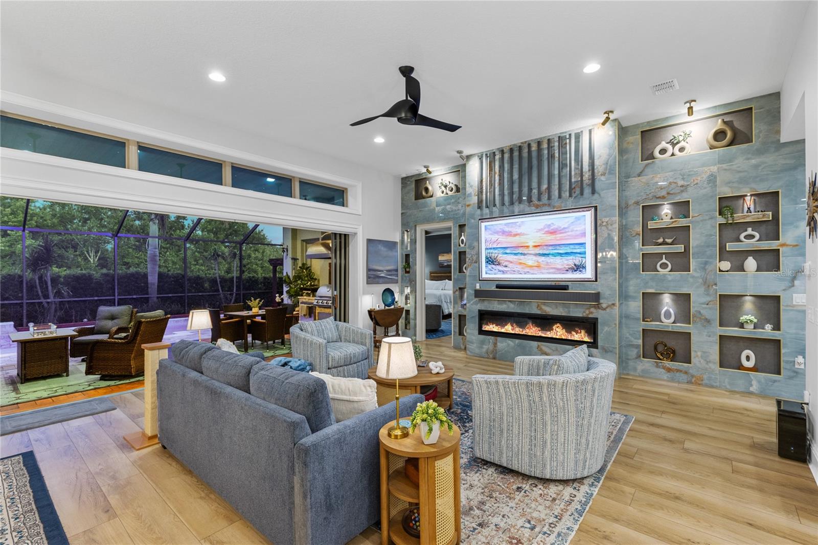 EAGLE CREEK - Residential
