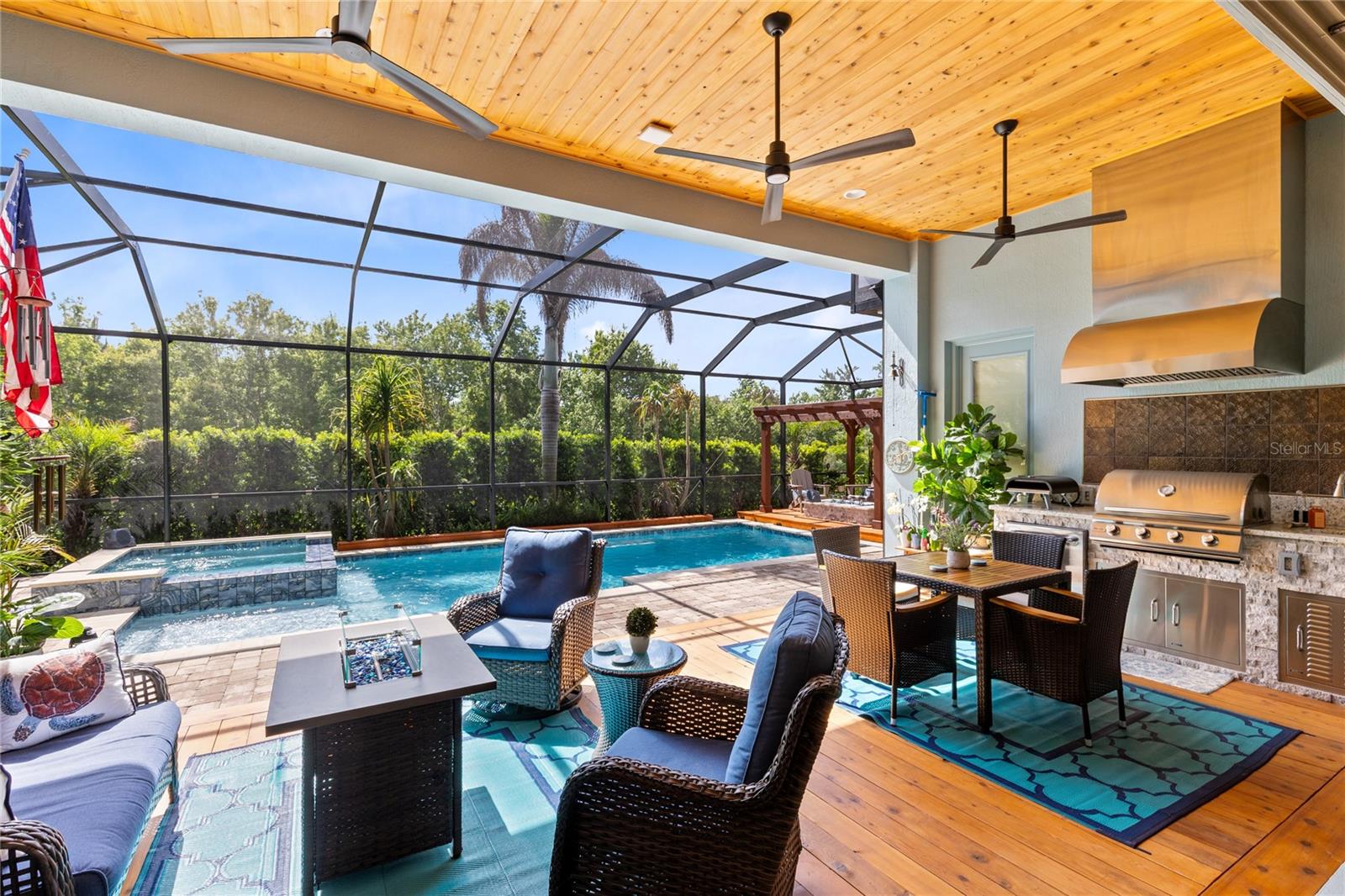 EAGLE CREEK - Residential